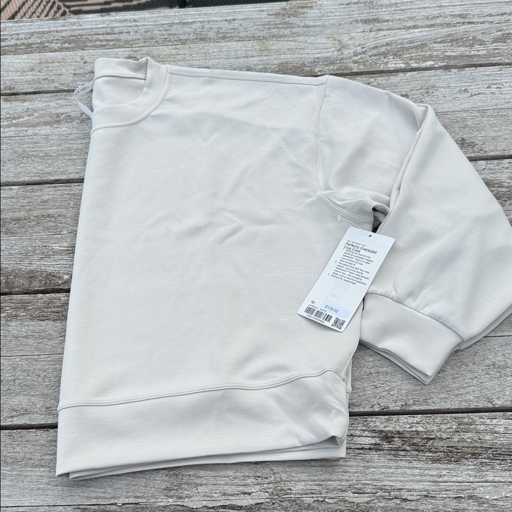 Lululemon‎ Perfectly Oversized Cropped Crew Softstreme White Opal Size 16 NWT ✨